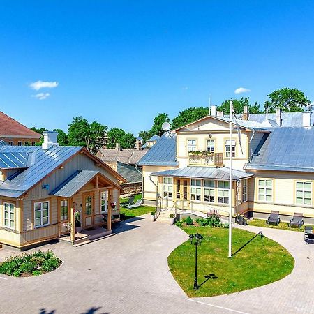 Villa Frieda Hapsal Exteriör bild