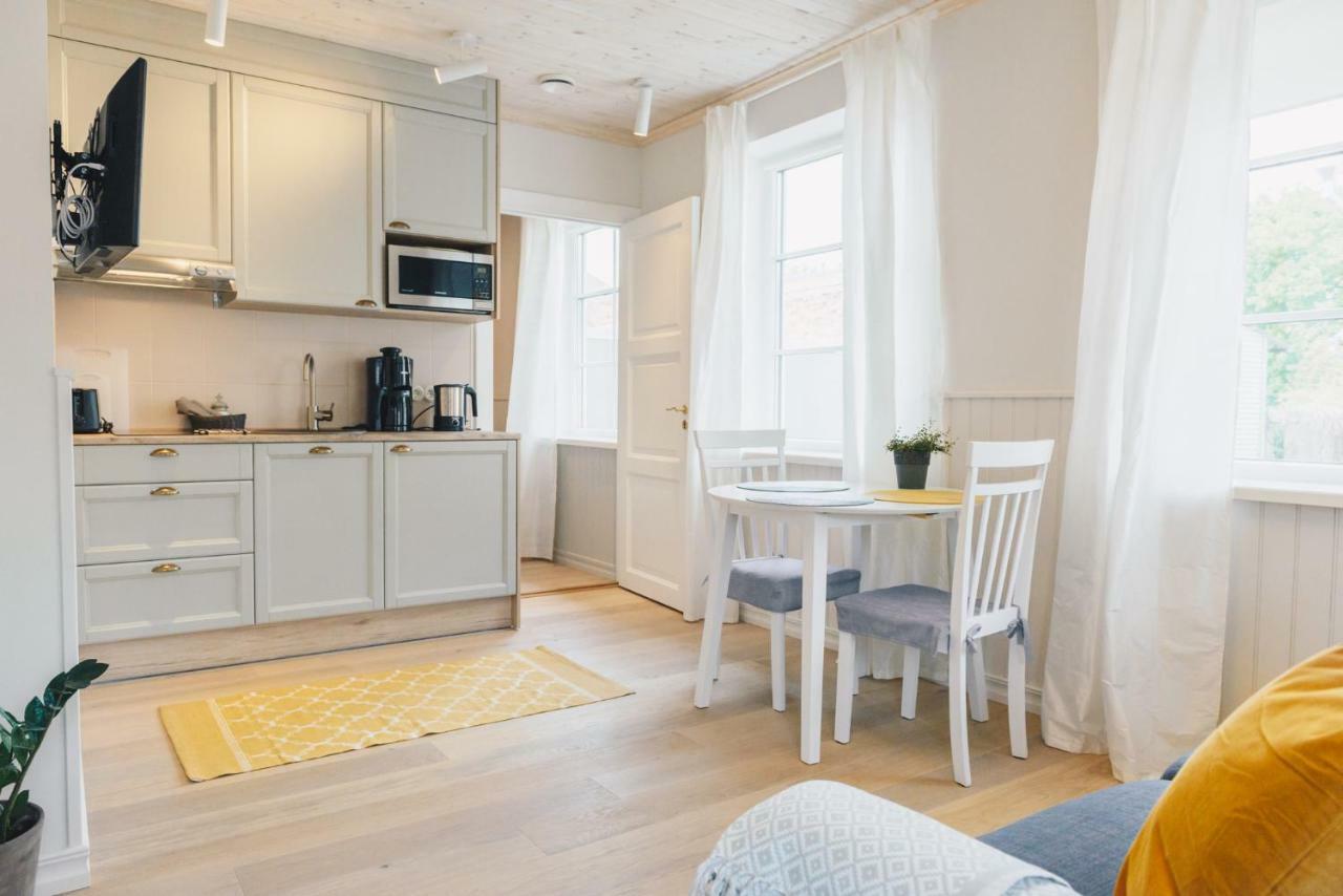 Villa Frieda Hapsal Exteriör bild
