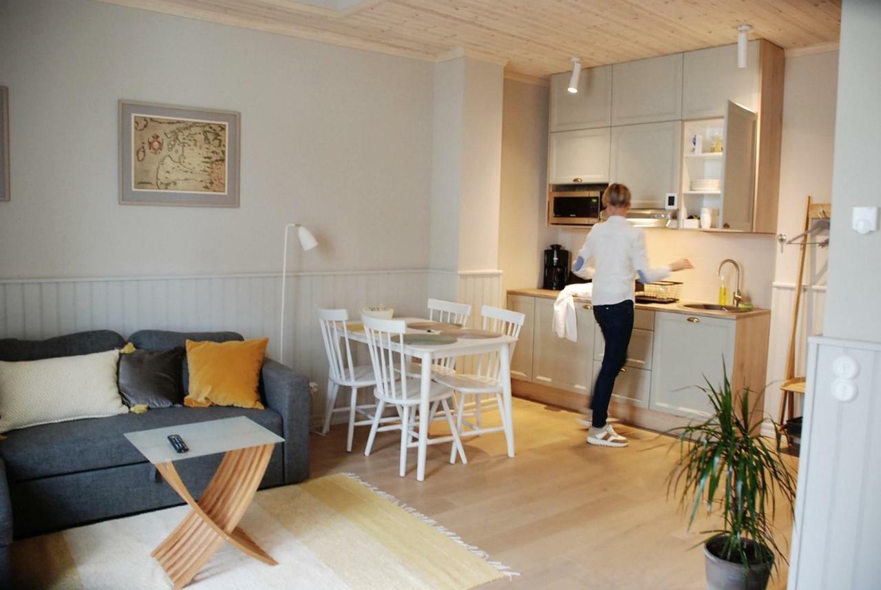 Villa Frieda Hapsal Exteriör bild