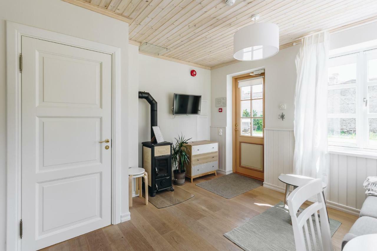 Villa Frieda Hapsal Exteriör bild