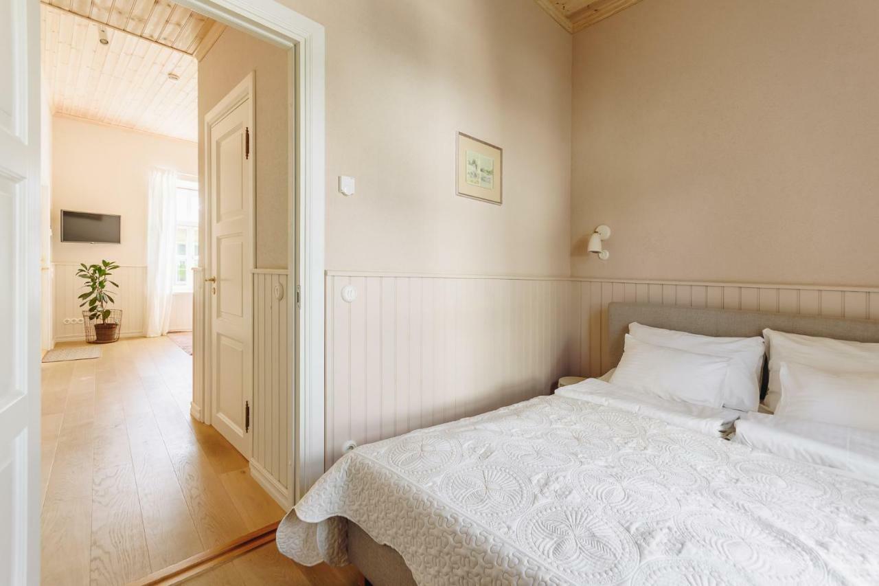 Villa Frieda Hapsal Exteriör bild