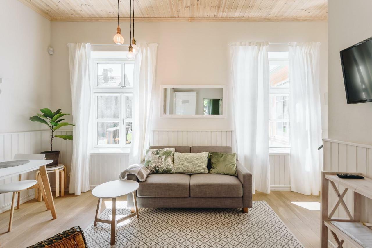 Villa Frieda Hapsal Exteriör bild